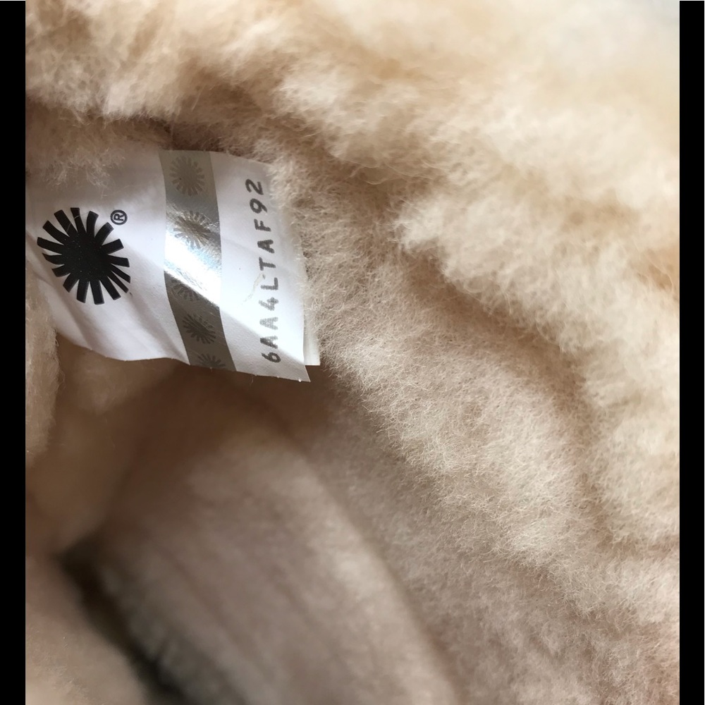 NEW UGG Ingalls Waterproof Womens Winter Boots - Picture 4 of 8